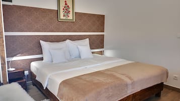 1 chambre, fer et planche à repasser, lit parapluie, Wi-Fi gratuit