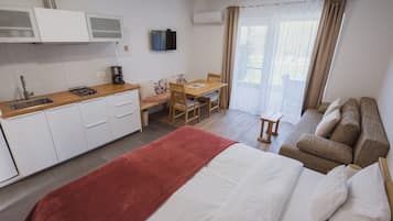 1 Schlafzimmer, Bügeleisen/Bügelbrett, Reisekinderbett, kostenloses WLAN