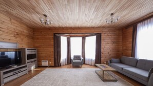 Comfort Cottage | Blackout curtains, soundproofing, iron/ironing board (on request) - Ski Paradise hotel (Karakol)