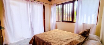 Hostal - Casa Rionegro