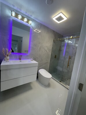 Towels, soap, toilet paper - Luxury studio close to Orlando downtown (Orlando)