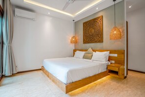 Chuveiro, toalhas de banho