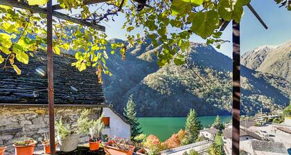Casa Carla 2, Vogorno, Switzerland