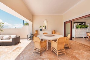 Imagen sin descripción, 5 de 49, botón