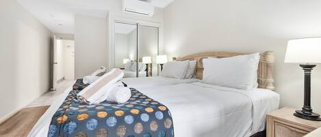 1 dormitorio, tabla de planchar con plancha, wifi gratis y ropa de cama