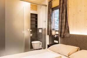 淋浴设施、吹风机、毛巾