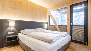 4 bedrooms, free WiFi, bed sheets