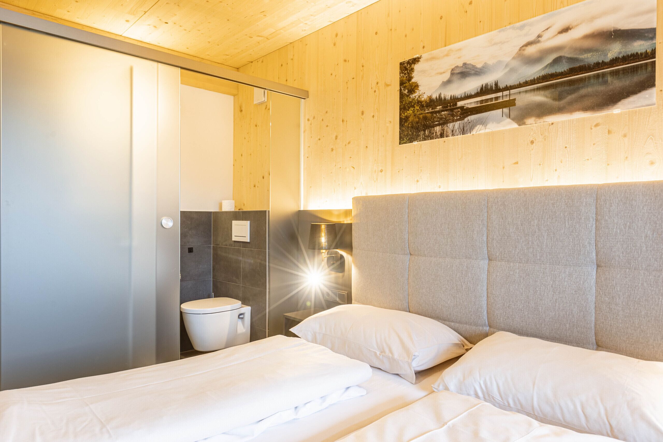 4 quartos, Wi-Fi de cortesia, roupa de cama