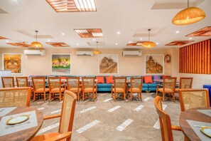 Restaurant - The White Seasons (Gwalior)