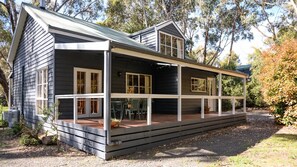 Exterior - Ethel Cottage (Drummond)