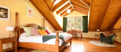 2 Schlafzimmer, Schreibtisch, Bügeleisen/Bügelbrett, WLAN