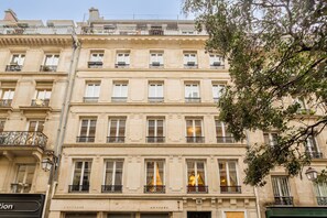 Exterior - Merveil - Luxury Suite - Louvre - Palestro (Paris)