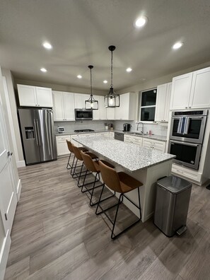 Fridge, microwave, oven, stovetop - Brand new home in the heart of Nephi Utah! (Nephi)