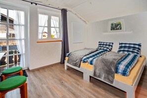 1 bedroom, free WiFi, bed sheets