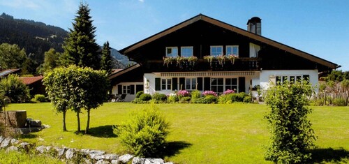 Ferienwohnung 'Ferienwohnung Braun' mit Bergblick, Balkon und WLAN