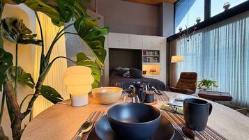 Ferros/tábuas de passar roupa, Wi-Fi de cortesia, roupa de cama