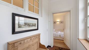 2 habitaciones, tabla de planchar con plancha y wifi gratis