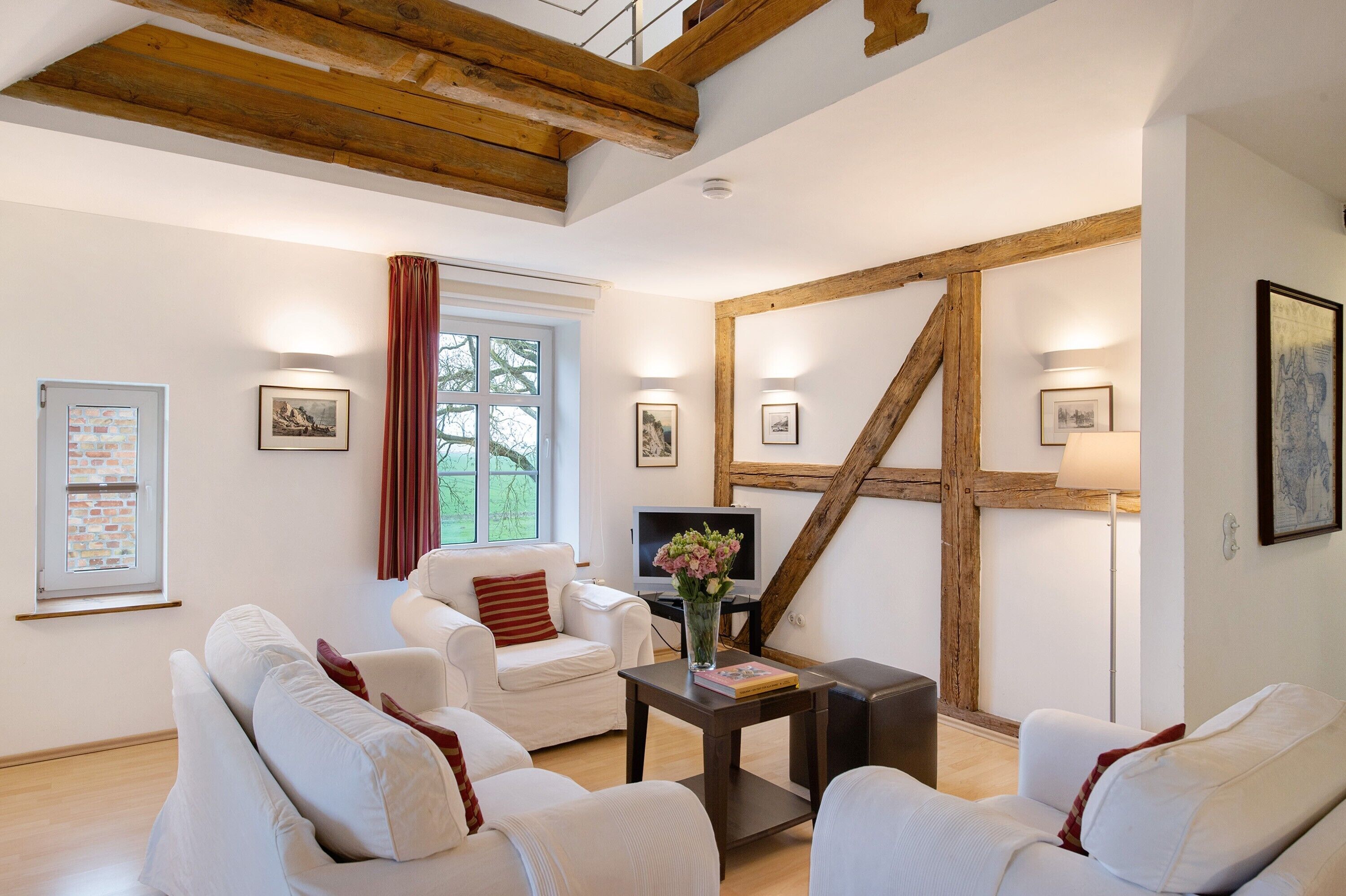 TV, fireplace, DVD player, table tennis