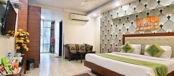 Hotel Emporio