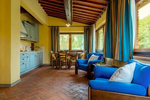 Villa | 8 bedrooms - Podere Giardino 16 2 Emma Villas (Terranuova Bracciolini)