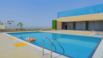 Seasonal outdoor pool