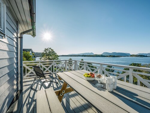 Seievika by Interhome