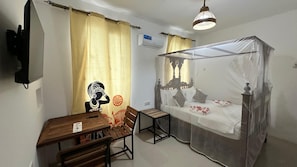 ผ้าปูที่นอนฝ้ายอียิปต์, เครื่องนอนระดับพรีเมียม, โต๊ะทำงาน