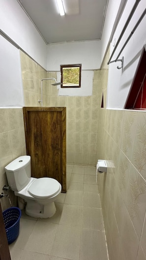 Bathroom - light of zanzibar hotel (Nungwi)