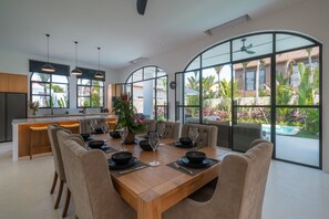Luxury Villa | Dining room - Villa Delight  (Canggu)
