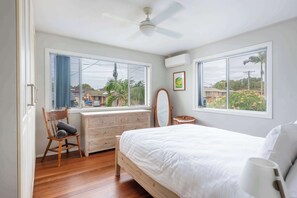2 chambres, fer et planche à repasser, Wi-Fi, draps fournis