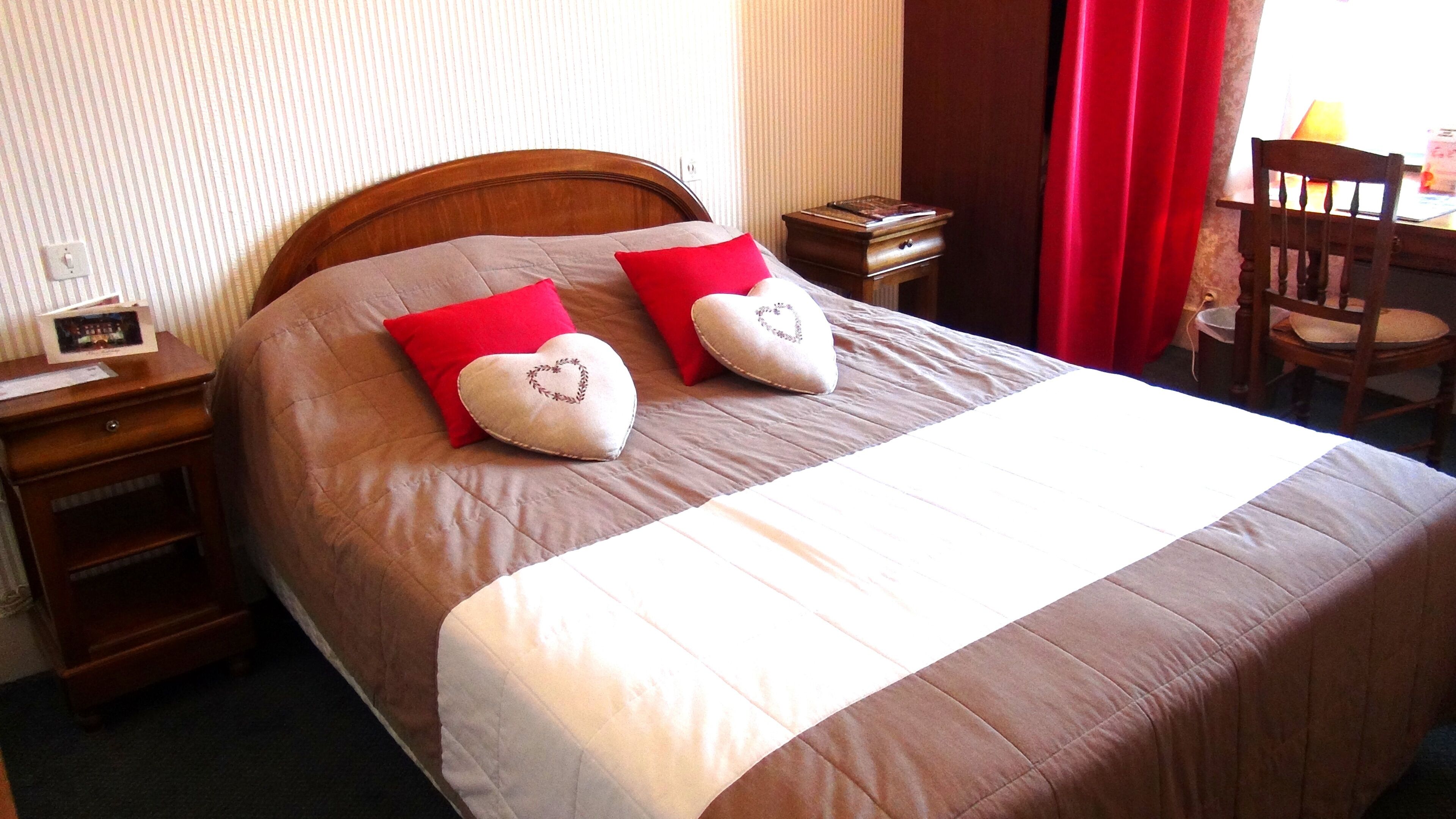 Literie de qualité supérieure, minibar, bureau, chambres insonorisées