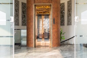 Lift - Heritage Homestays (Ujjain)