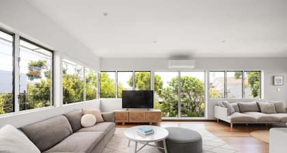 Tranquil Treetop Retreat with Pool and Ocean Views