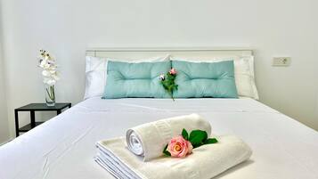 3 dormitorios, tabla de planchar con plancha, wifi gratis y ropa de cama