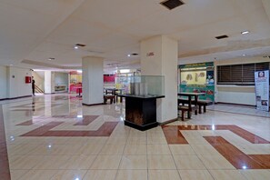 Lobby - OYO Life 92898 Apartement Buah Batu Park By Yuliam (Bandung)