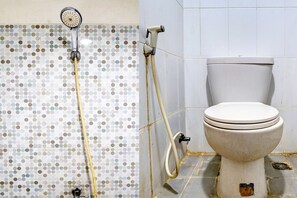 Deluxe Double Room | Bathroom