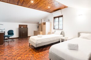 5 chambres, fer et planche à repasser, Wi-Fi, literie fournie