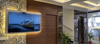 Orchid Petal Nandini Grand