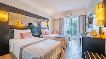 Standard Double or Twin Room | 1 bedroom, premium bedding, minibar, in-room safe
