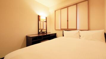 Standard Double Room, 1 Double Bed, Non Smoking | Down comforters, iron/ironing board, free WiFi, bed sheets