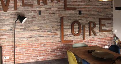 Gîte de charme avec spa privatif, jardin clos et piscine intérieure chauffée à Beaumont-en-Véron