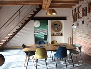 Dining - Spa Privé Intérieur, Jardin Clos, Proche Chinon et Fontevraud, Tout Confort, Non-Fumeur (Beaumont-en-Véron)