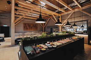 Dagelijks ontbijtbuffet (EUR 26 per persoon)