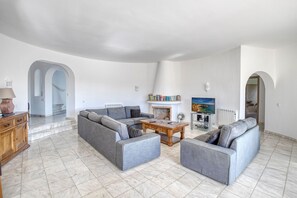 تلفزيون، مدفأة