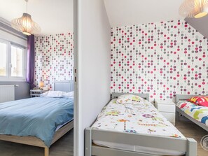 3 bedrooms, free WiFi, bed sheets