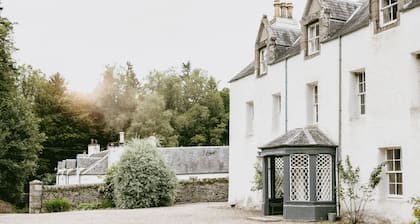 Seven bedroom house in the grounds of Blair Castle