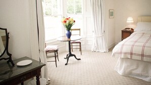 9 Schlafzimmer