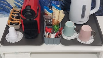 1 Schlafzimmer, hochwertige Bettwaren, Daunenbettdecken