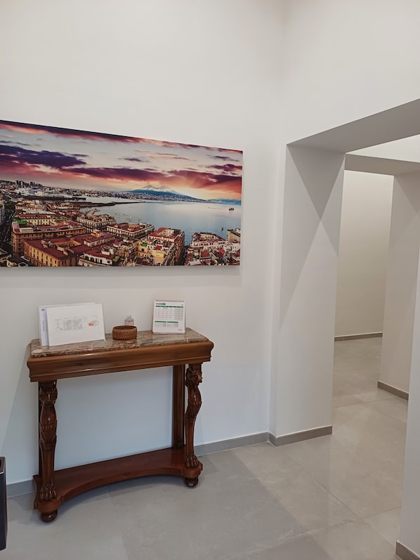 Reception - Partenope 10 (Naples)