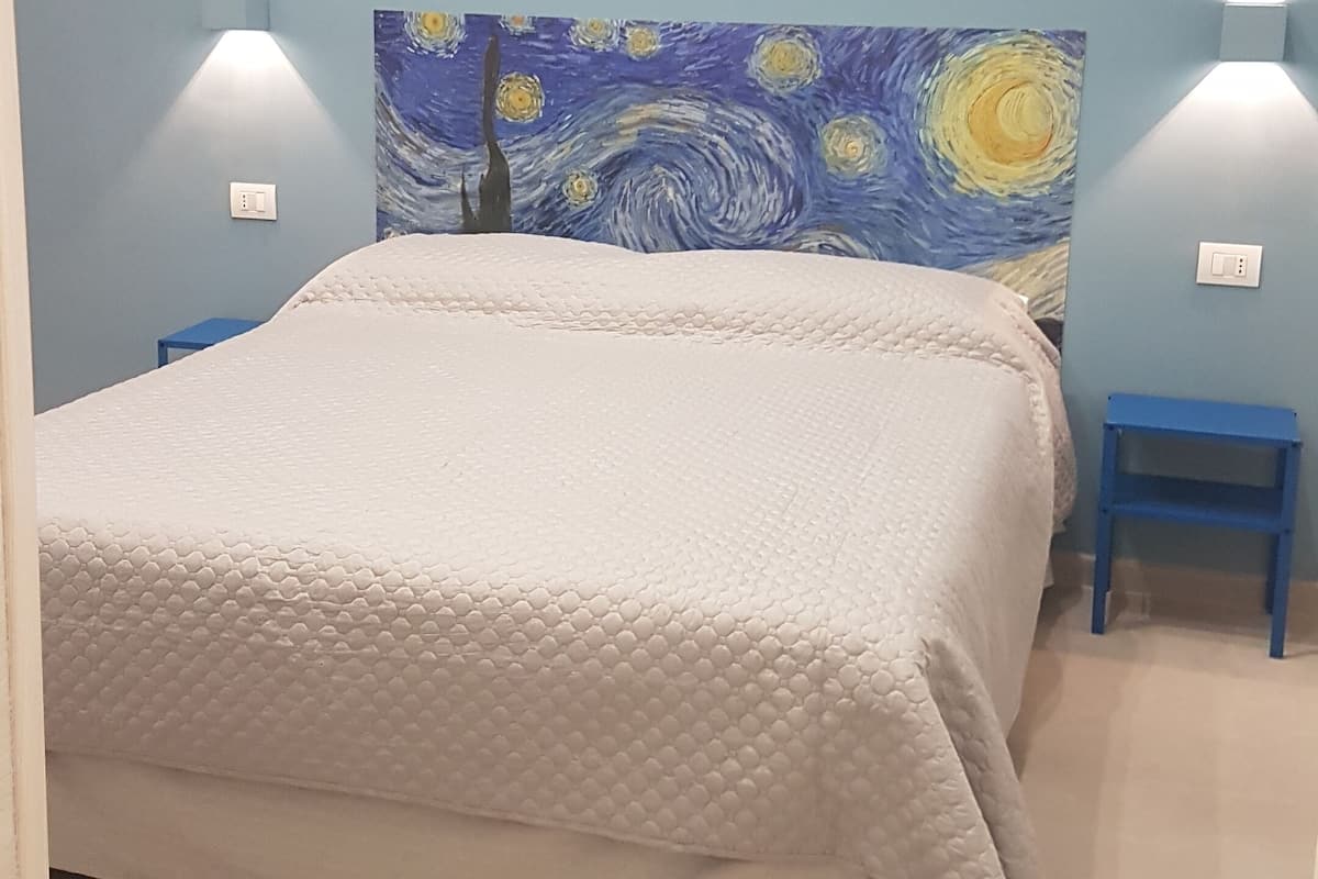 Camera Standard | 1 camera, biancheria da letto di alta qualità, copriletto in piuma
